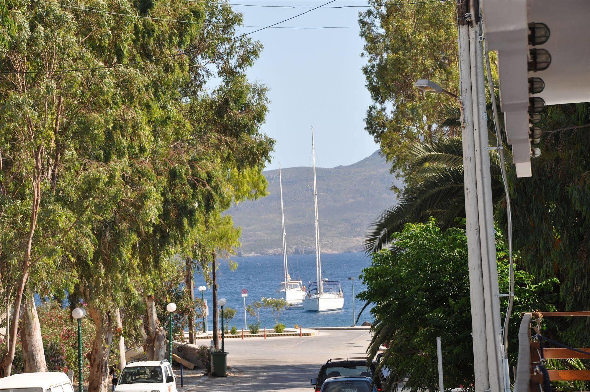 Aphrodite Of Milos Apartment Adamantas  Exterior photo